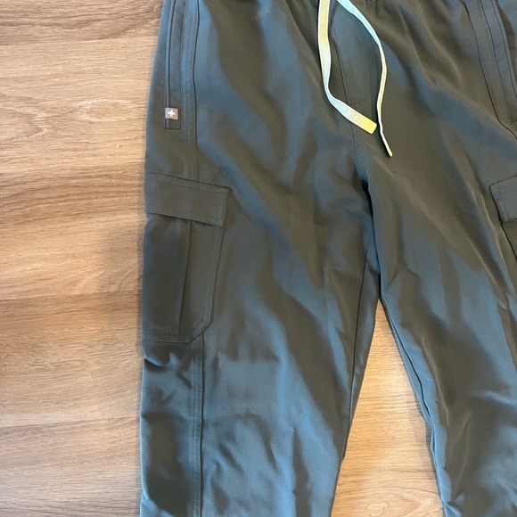 FIGS set - Picture 3 of 5